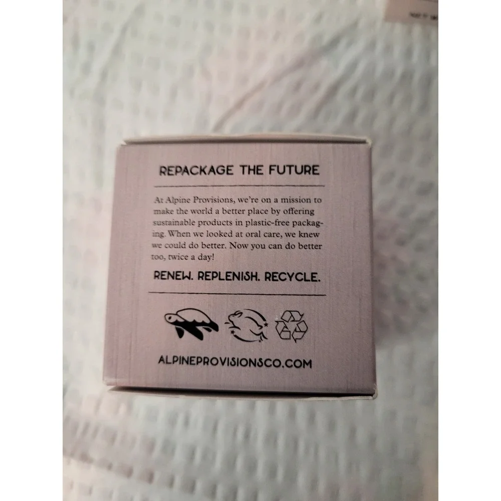 Detoxifying Charcoal Toothpaste‎ Tablets